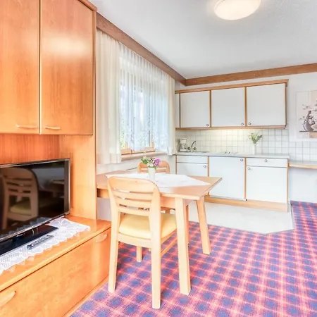 Guest house Weirather Imst