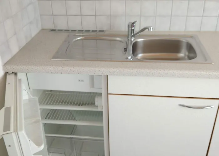 Weirather Guest house *